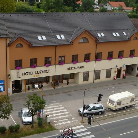 Hotel Luznice Plana nad Luznici Экстерьер фото