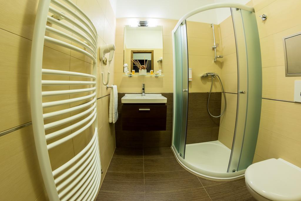 Hotel Luznice Plana nad Luznici Номер фото